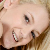 Harper Blondie Nude